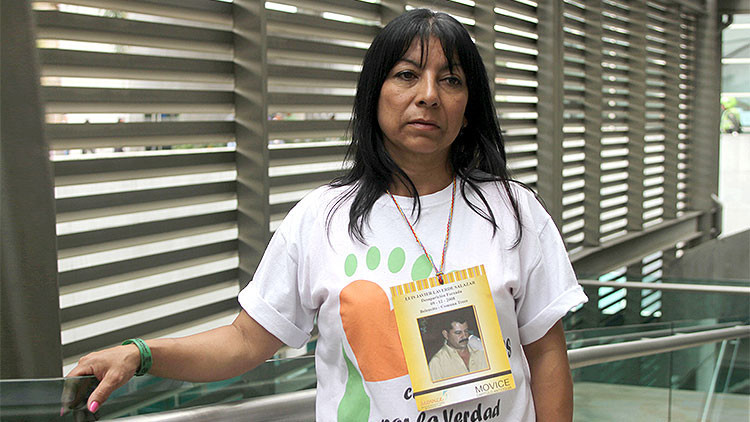 Luz Elena Galeano, cuyo marido estaría en la fosa común de Medellín.