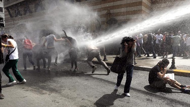 Vídeo: ¿Son las protestas el inicio de un "verano de descontento" en Turquía?