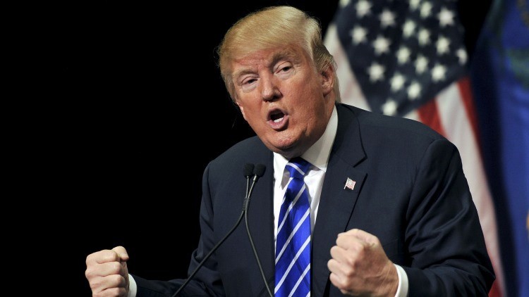 El precandidato republicano Donald Trump ofrece un discurso en Las Vegas, Nevada, 8 de octubre de 2015 