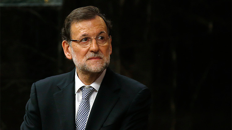 Revelan el inesperado parentesco entre Mariano Rajoy y el jóven que le golpeó 5672c691c46188d14b8b45fa