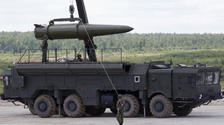 Maquina transportadora de misiles del sistema Iskander-M