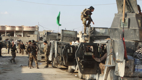 Las tropas de Irak toman la sede del gobierno de Ramadi