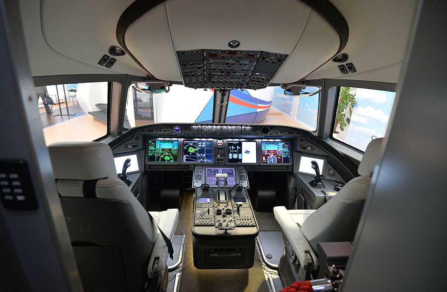 O cockpit da aeronave MS-21