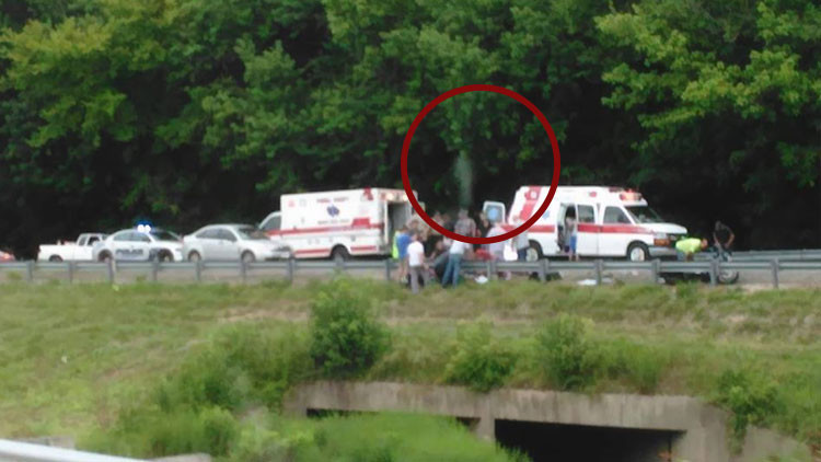 EE.UU.: Fotografían el 'espíritu' de un motorista abandonando su cuerpo tras un accidente fatal