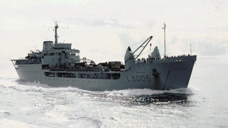 El buque britániсo RFA Sir Galahad.