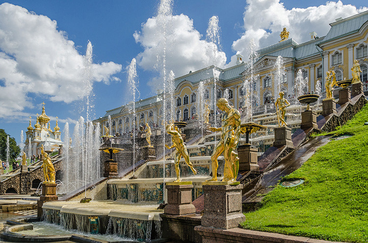 San Petersburgo gana el 'Oscar' del turismo como mejor destino de Europa