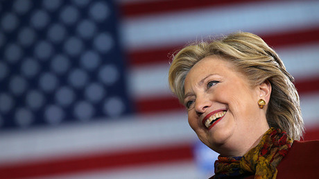 Filtración de WikiLeaks: Clinton "no está bien de la cabeza", según su asesora