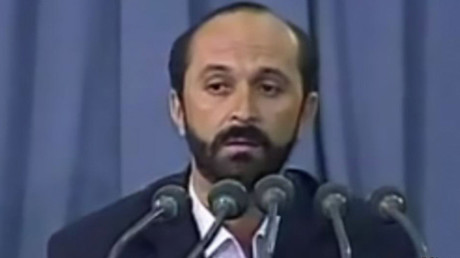 El recitador del Corán favorito del líder iraní es acusado de violaciones sexuales a menores