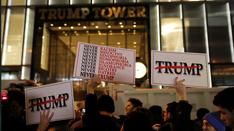 Cientos de manifestantes marchan en Nueva York en contra de Donald Trump
