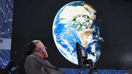 Stephen Hawking pronostica cuánto tiempo de vida en la Tierra nos queda
