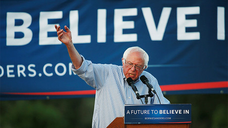 Bernie Sanders, ex precandidato demócrata y senador del Estado de Vermont, en Cloverdale, California, EE.UU.