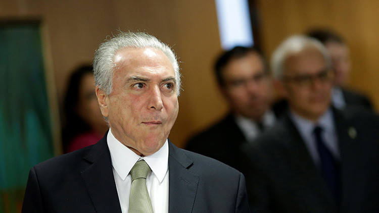 Medios: Temer compró silencio de Cunha para ocultar corrupción en caso Petrobras