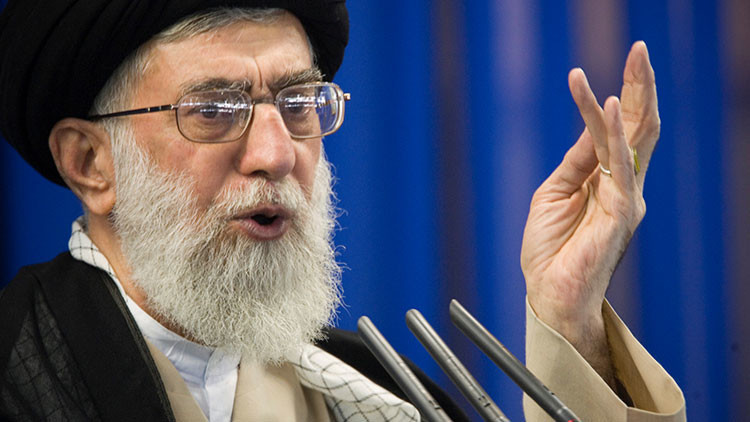 El líder supremo de Irán sobre el ataque de Londres: "Crearon este infierno y ahora les golpea"