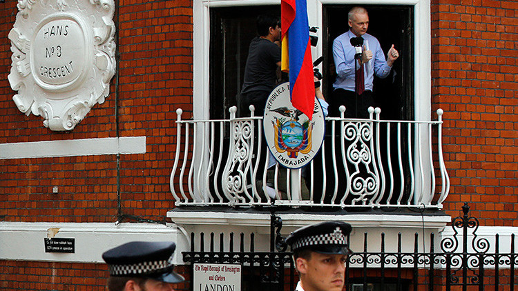 Assange cumple 5 años asilado en la Embajada de Ecuador en Londres: WikiLeaks sigue 'dando guerra'