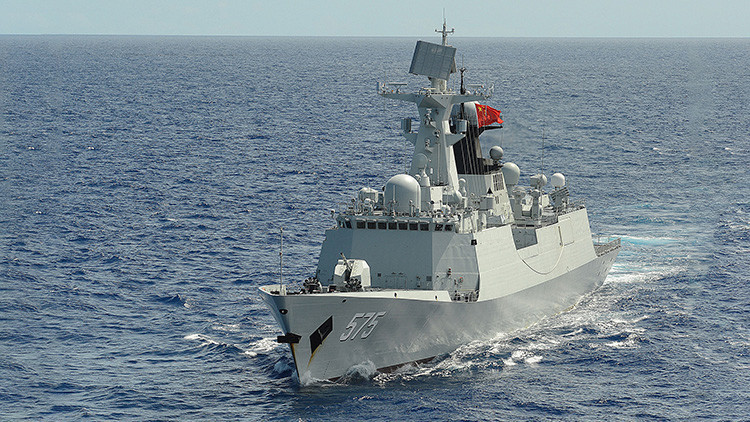 Buques chinos realizan ejercicios con fuego real en el mar Mediterráneo