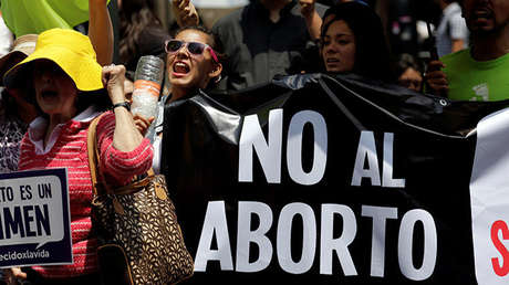 Manifestantes contrarios al aborto en México, el 29 de junio de 2016.